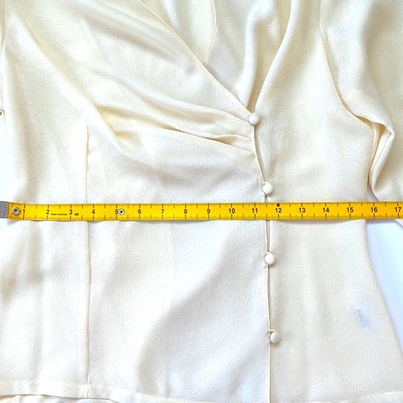 Nine to Five Ivory Blouse Size 40 - Picture 12 of 14